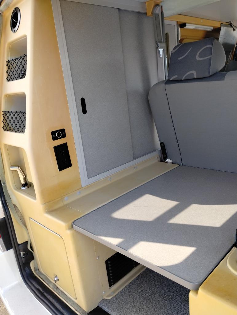 2000 Volkswagen Eurovan - $33,000