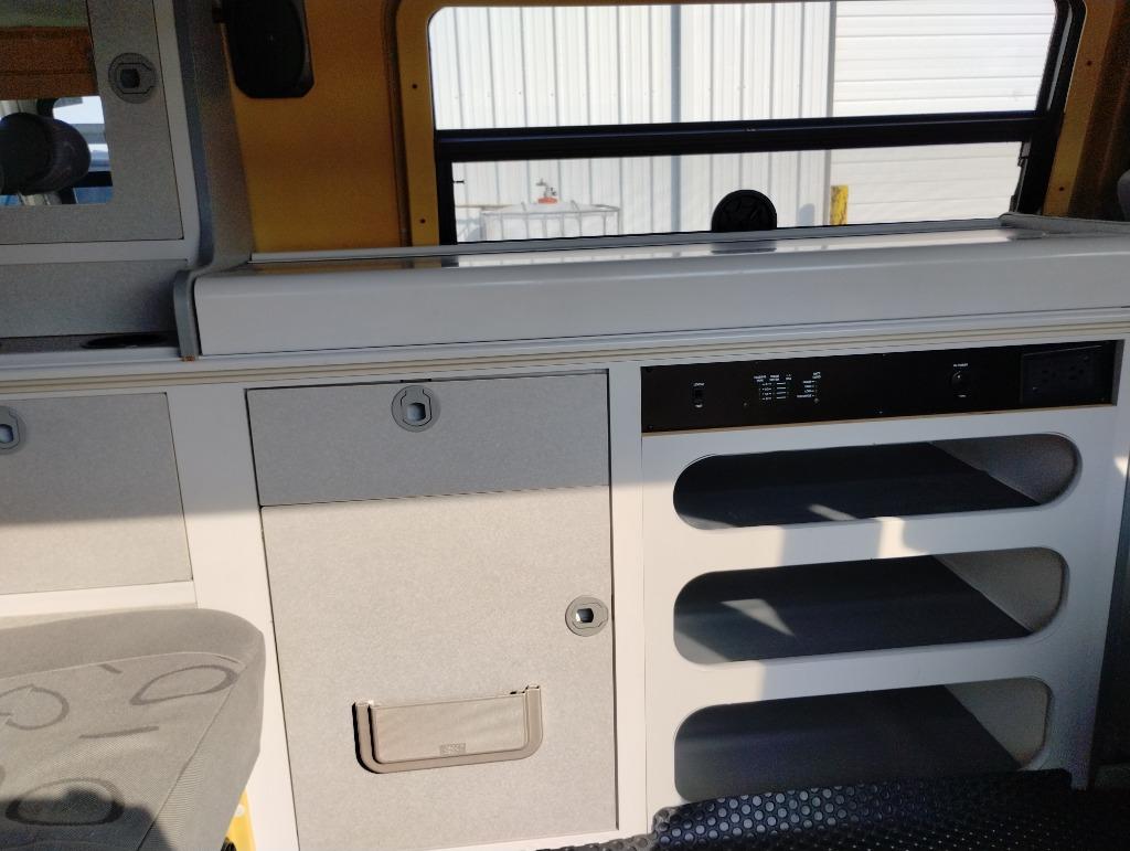 2000 Volkswagen Eurovan - $33,000