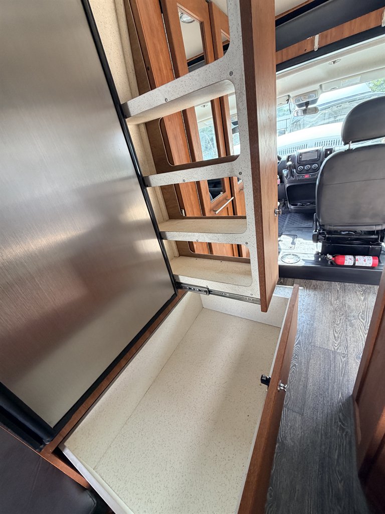 2018 Roadtrek Zion SRT - $61,999