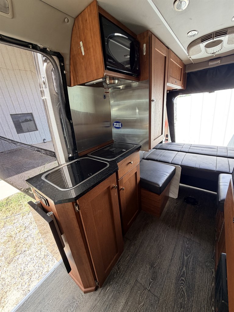 2018 Roadtrek Zion SRT - $61,999