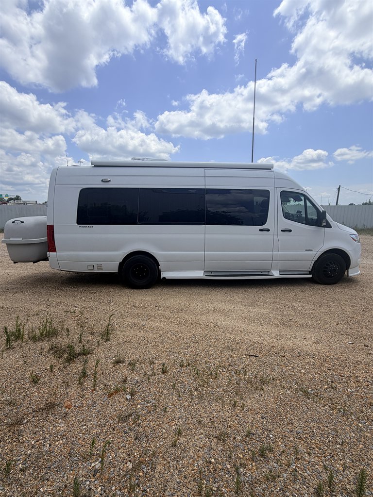 2020 Midwest Automotive D 170 Passage MD4 - $99,990