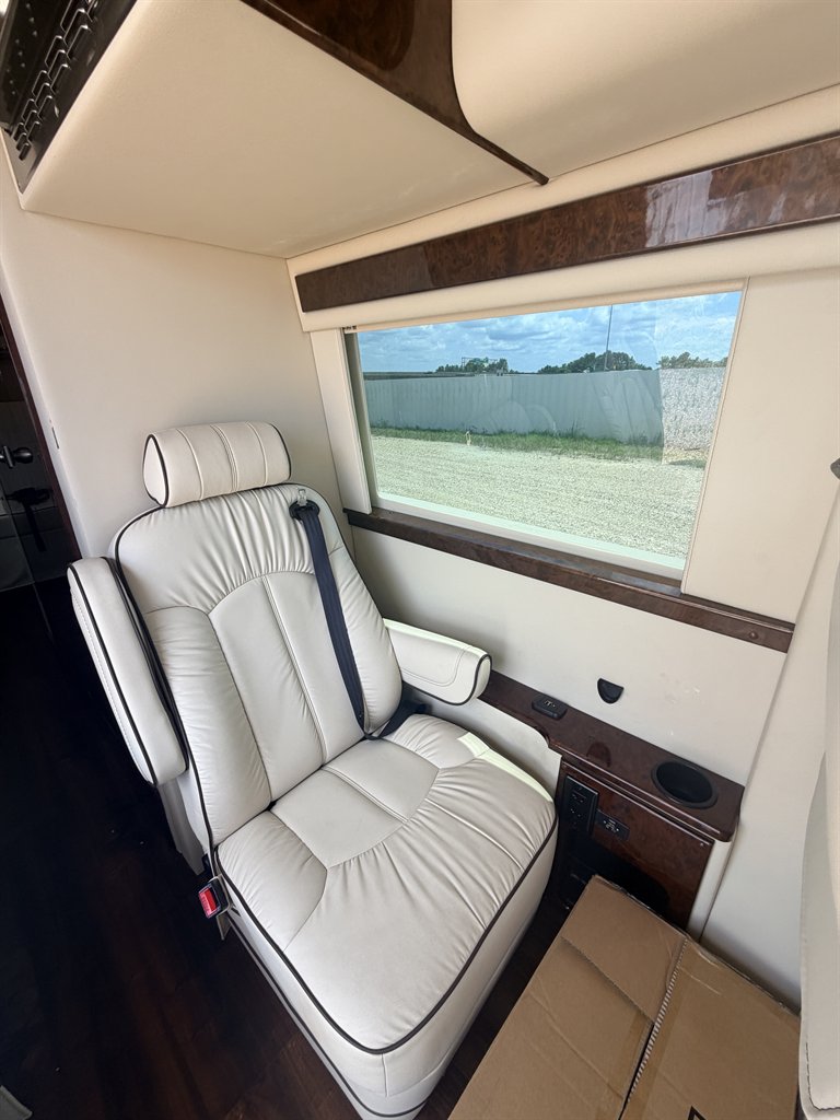 2020 Midwest Automotive D 170 Passage MD4 - $99,990