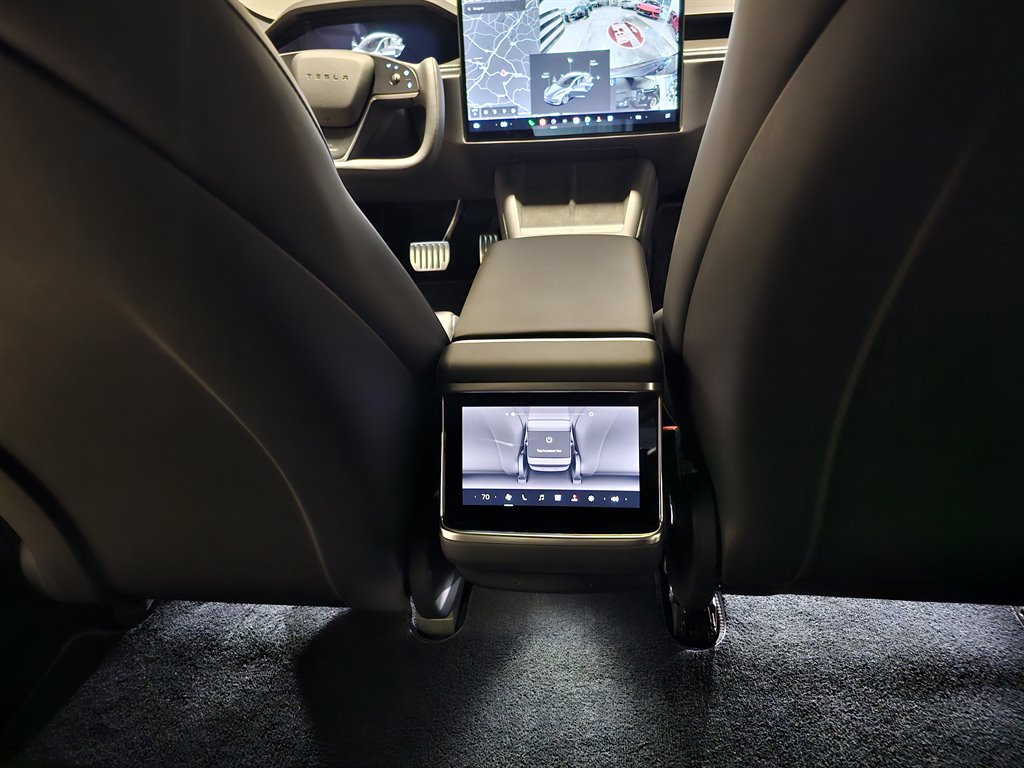2021 Tesla Model S Plaid photo
