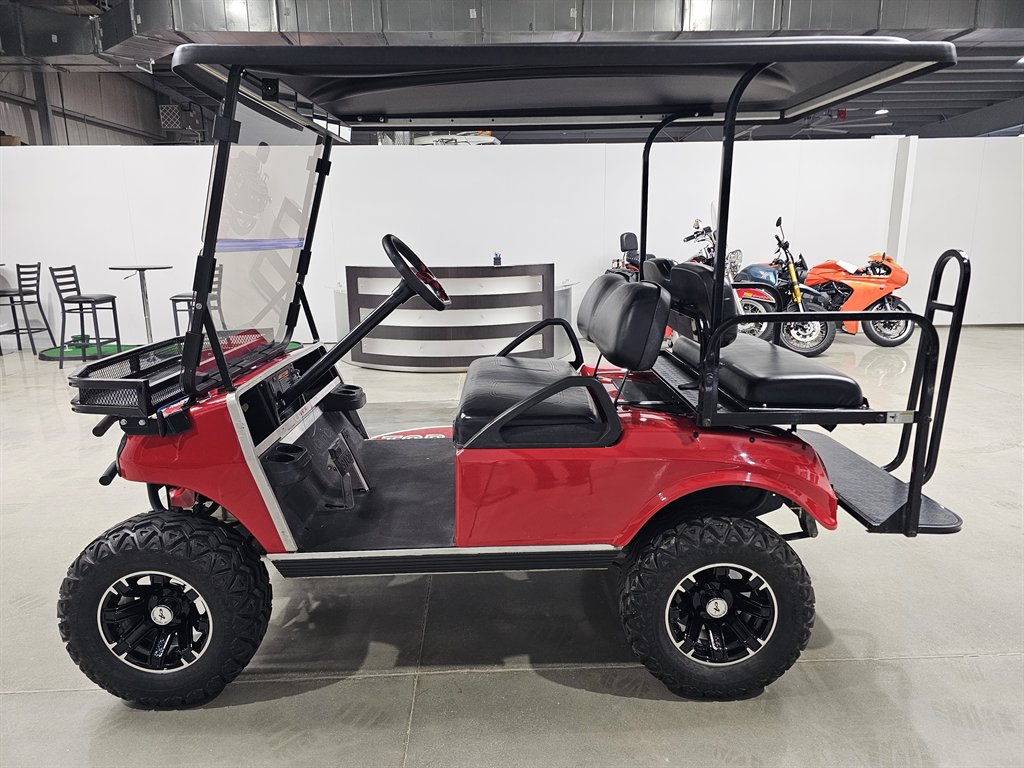 2010 Club Car DS - $4,950