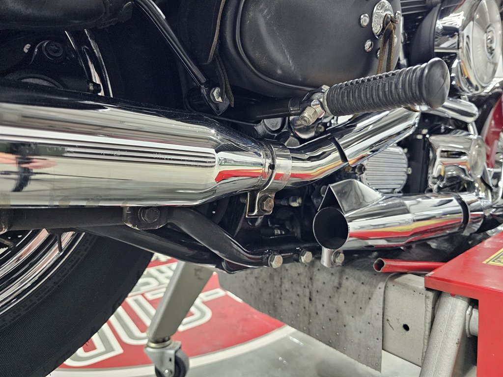1990 Harley-davidson Heritage Softail Classic - $5,895