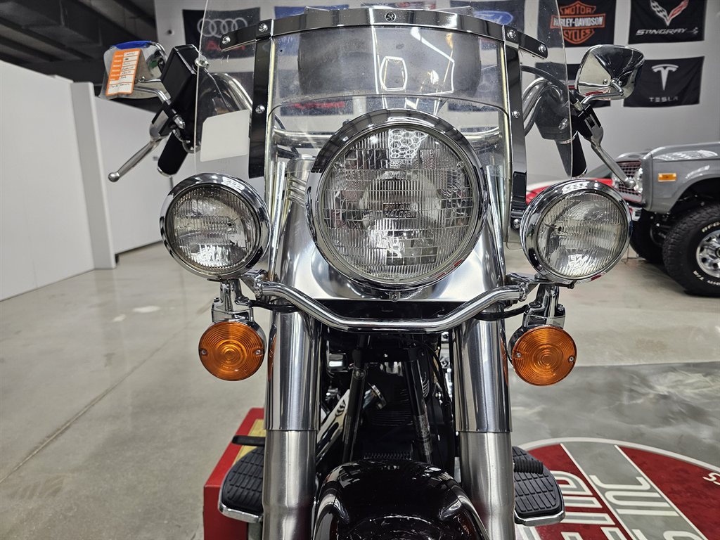 1990 Harley-davidson Heritage Softail Classic - $5,895