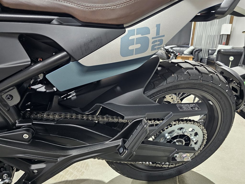 2023 Moto Morini Seiemmezzo - $4,750