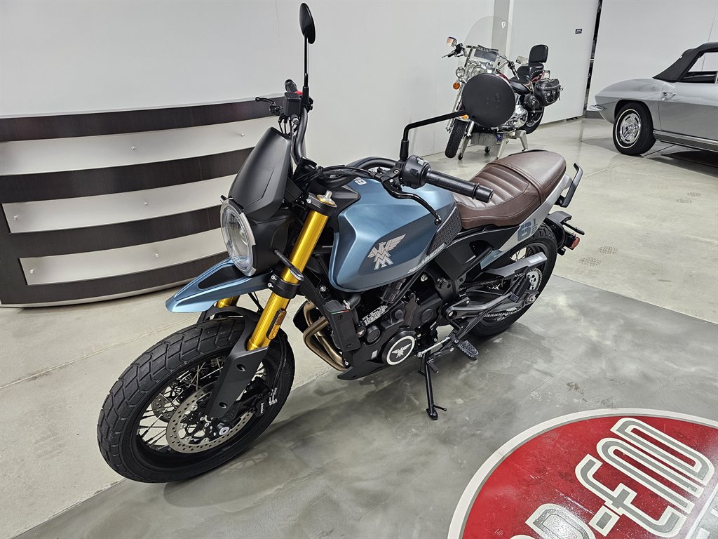 2023 Moto Morini Seiemmezzo - $4,750
