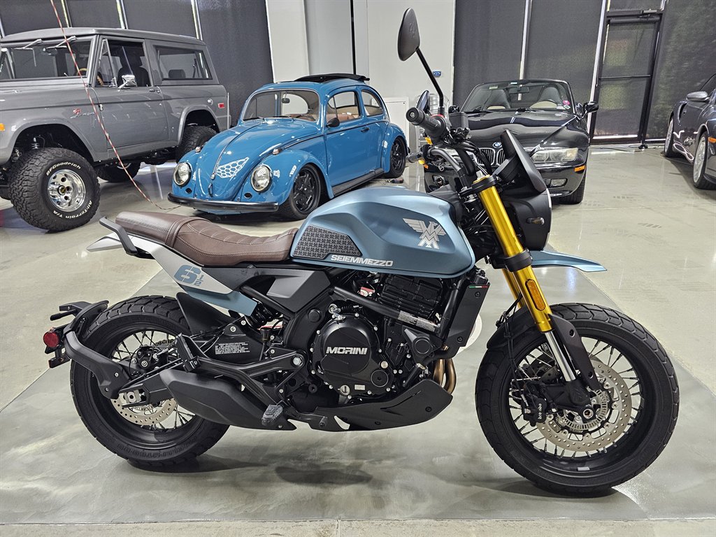 2023 Moto Morini Seiemmezzo - $4,750