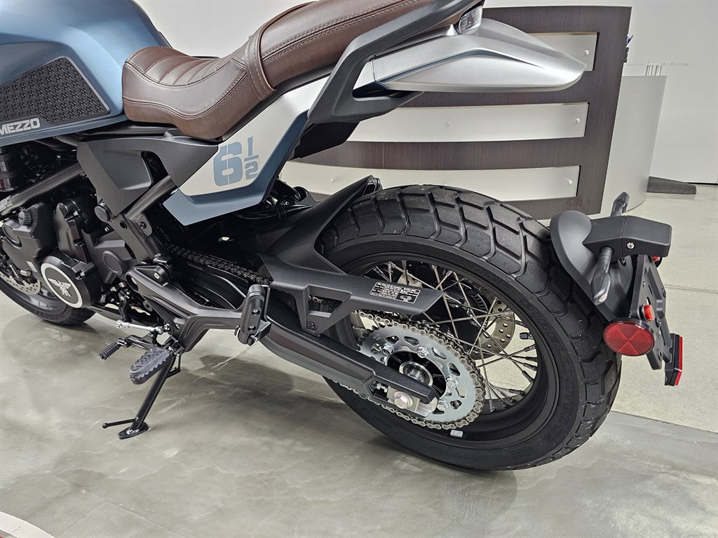 2023 Moto Morini Seiemmezzo - $4,750