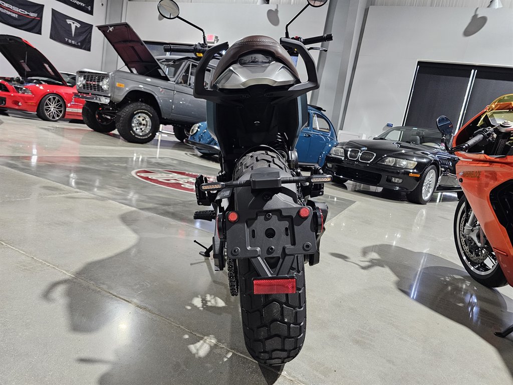 2023 Moto Morini Seiemmezzo - $4,750
