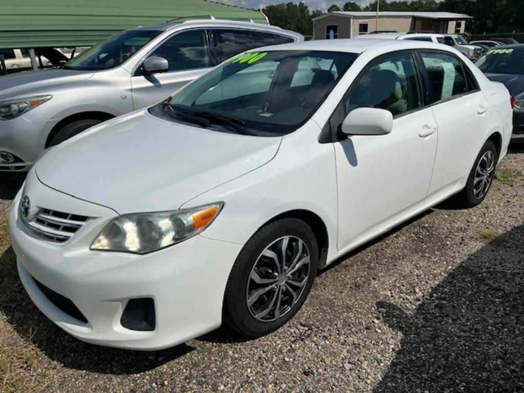 2013 Toyota Corolla L photo