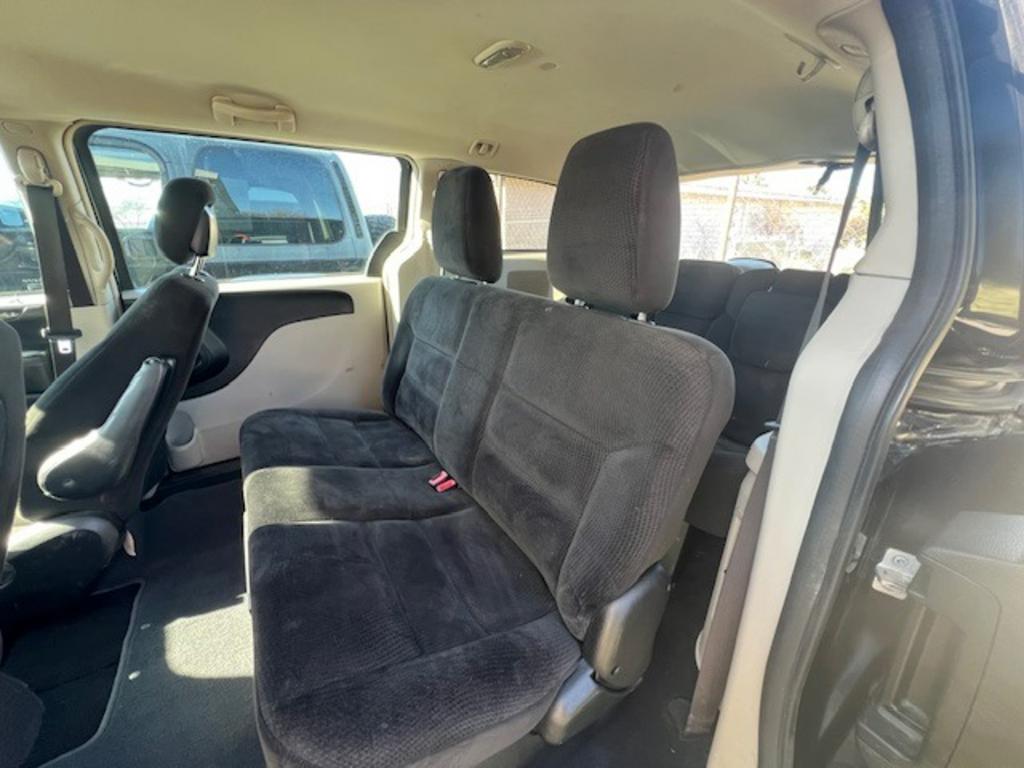 2016 Dodge Grand Caravan SE photo