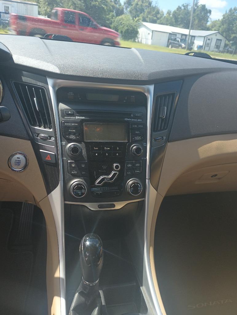 2013 Hyundai Sonata - $10,995