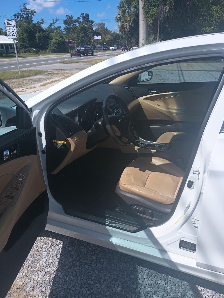 2013 Hyundai Sonata - $10,995