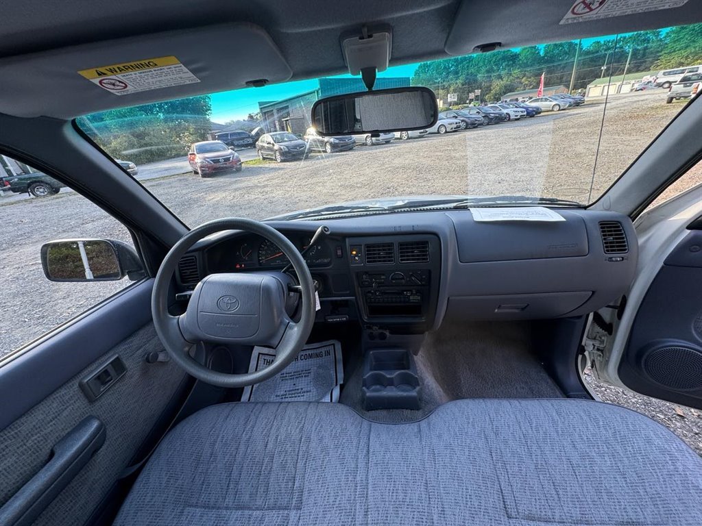 1998 Toyota Tacoma photo
