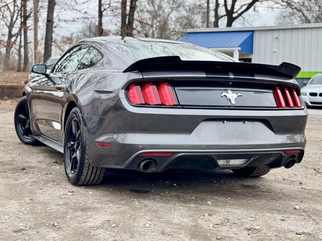 2017 Ford Mustang photo