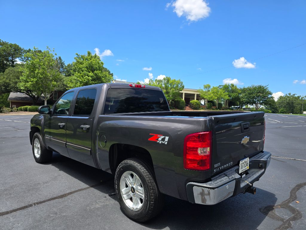 2011 Chevrolet Silverado 1500 - $11,900