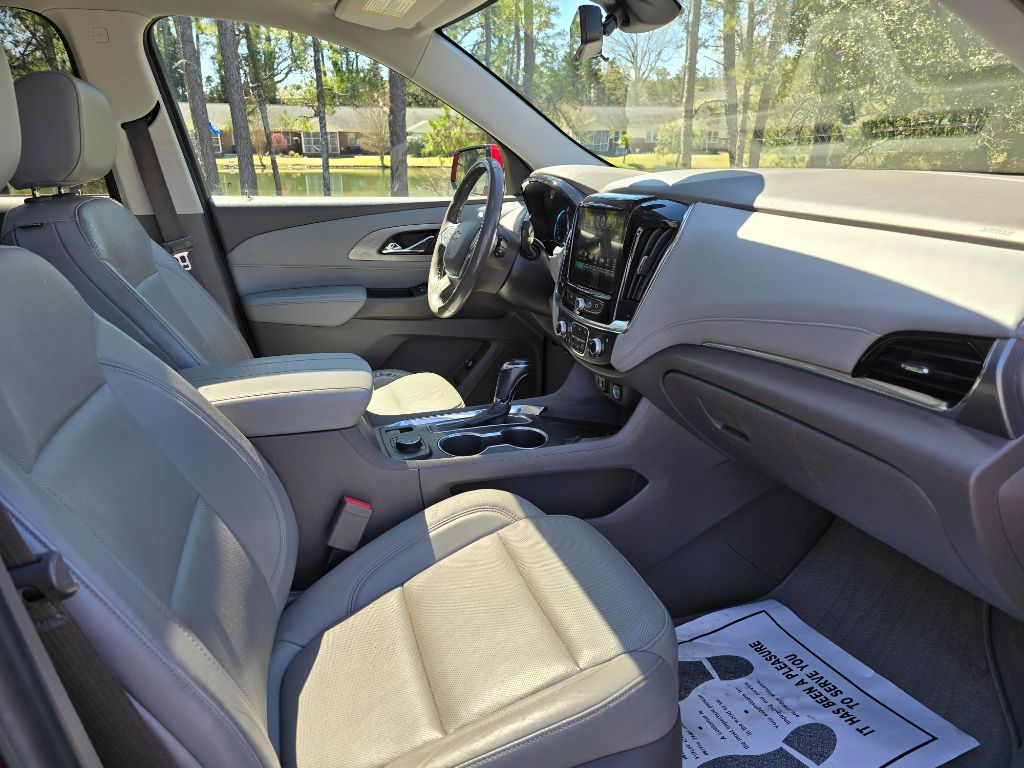 2018 Chevrolet Traverse Premier photo