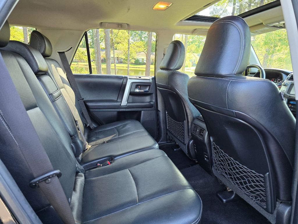 2016 Toyota 4Runner Limited photo