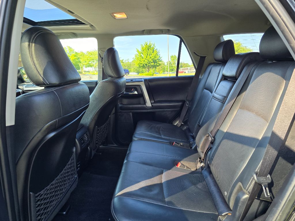 2016 Toyota 4Runner Limited photo