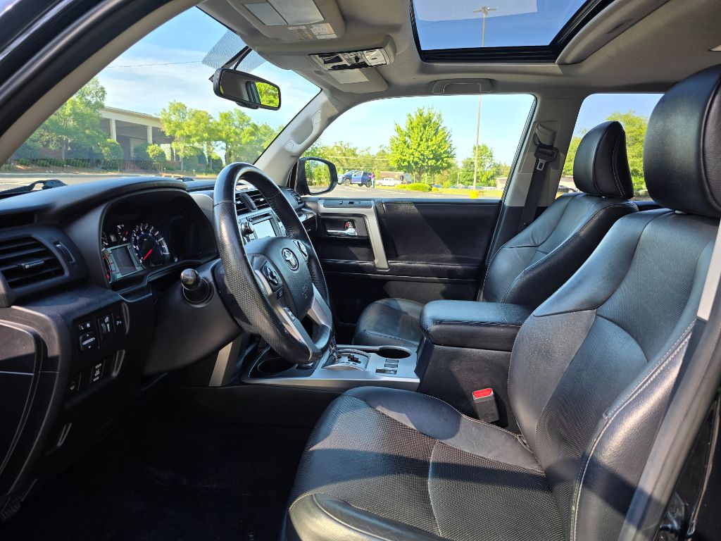 2016 Toyota 4Runner Limited photo
