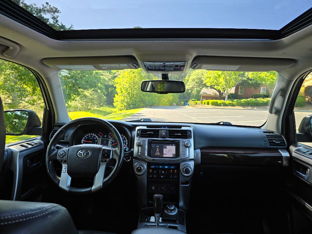 2016 Toyota 4Runner Limited photo