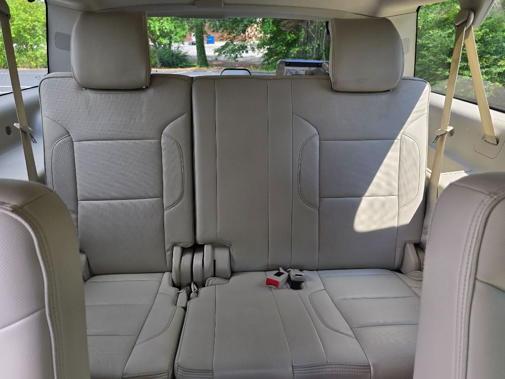 2016 GMC Yukon XL 1500 Denali photo