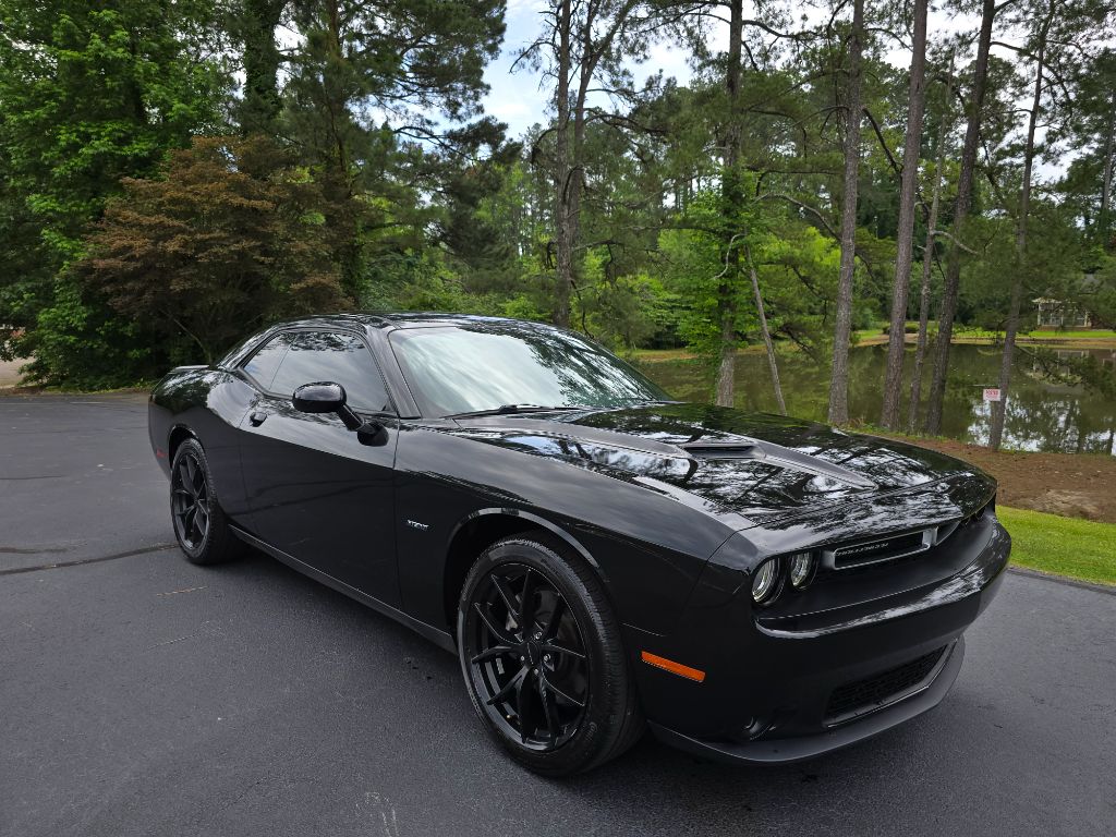 2015 Dodge Challenger R/T Plus photo