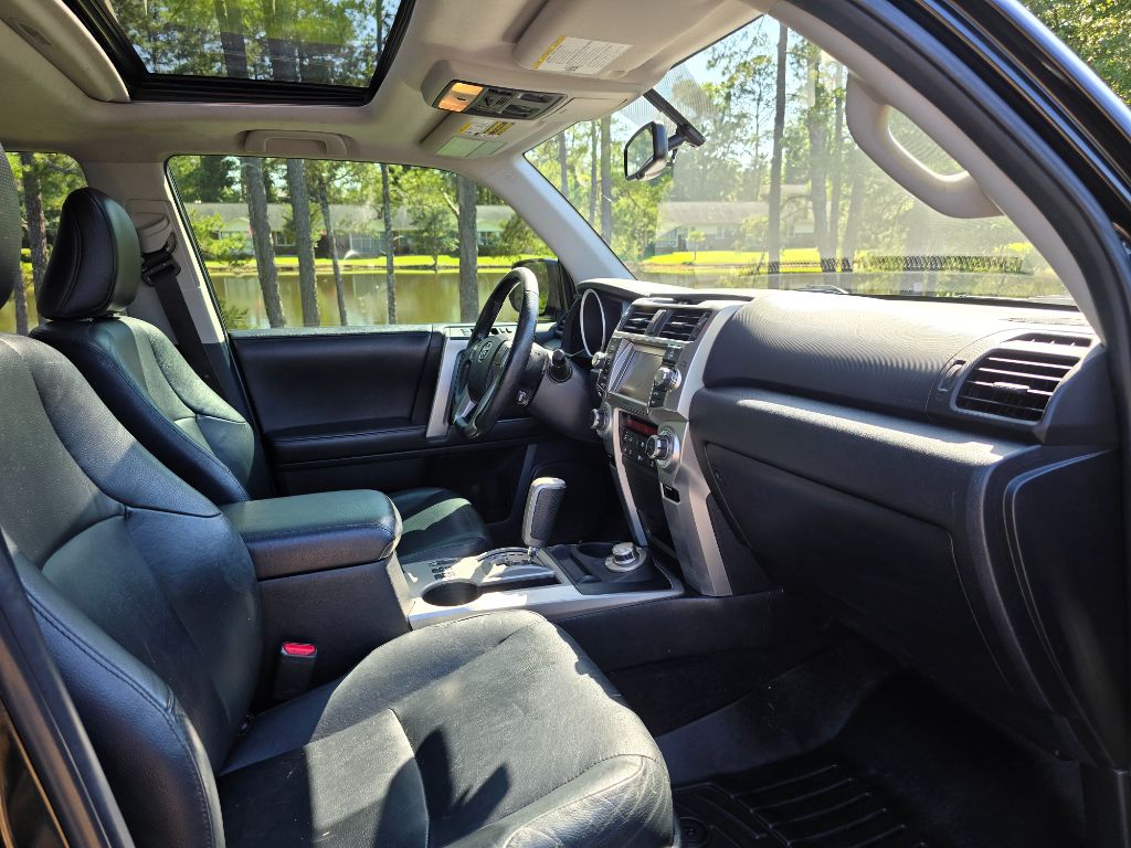 2013 Toyota 4Runner Limited photo