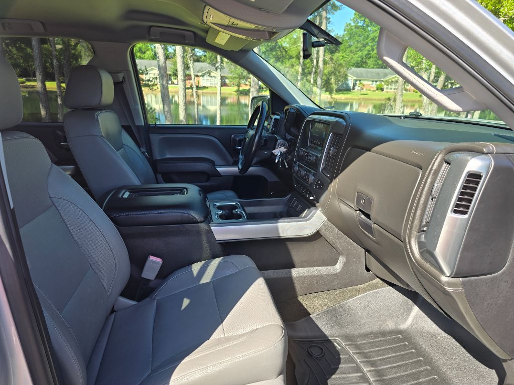 2017 Chevrolet Silverado - $18,900
