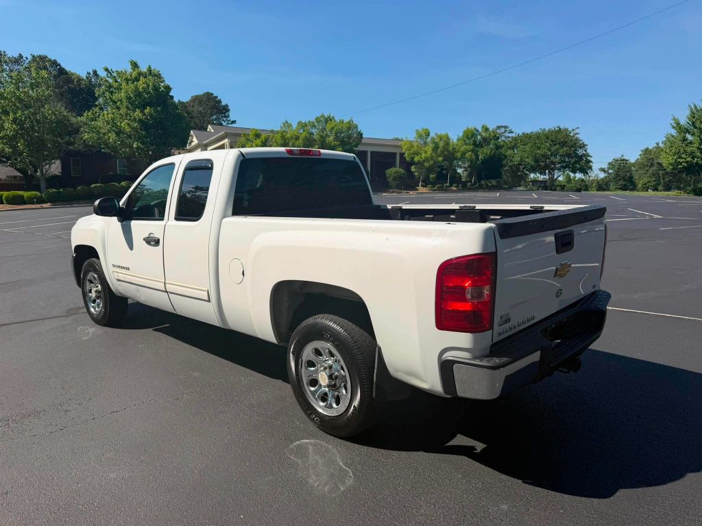 2012 Chevrolet Silverado - $6,900