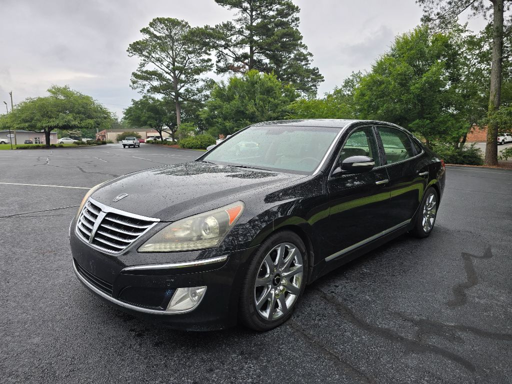 2011 Hyundai Equus - $6,500