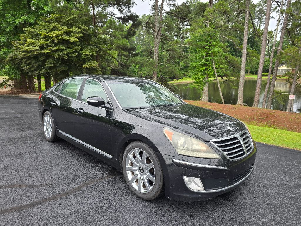 2011 Hyundai Equus - $6,500