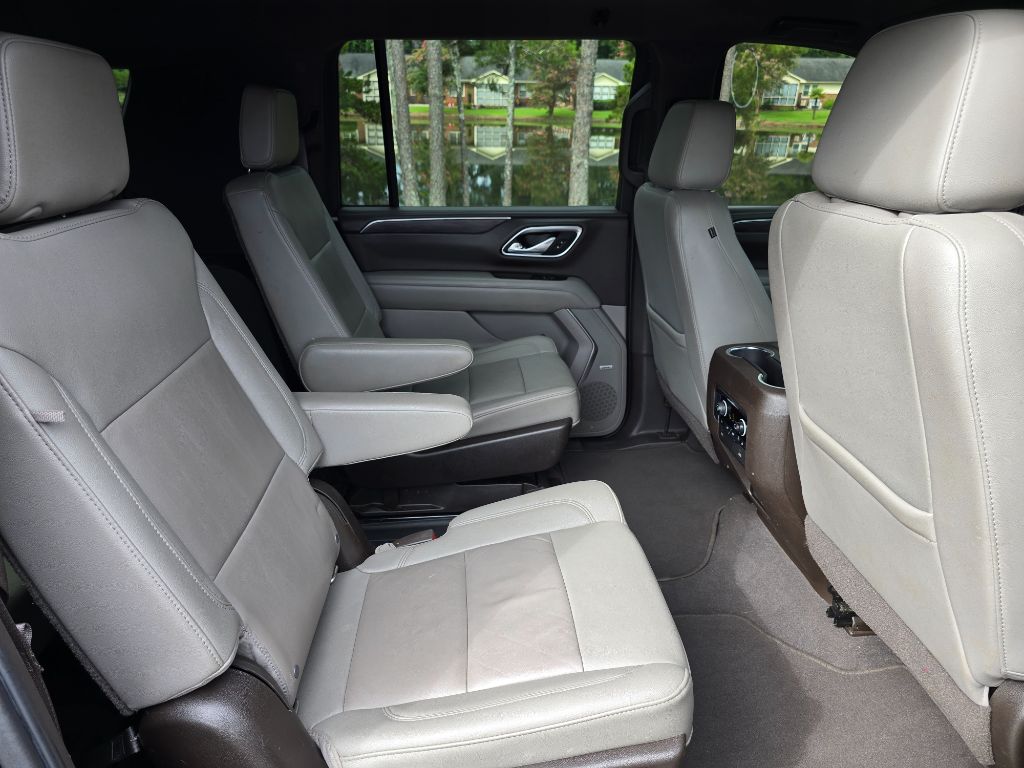 2021 Chevrolet Suburban - $27,900