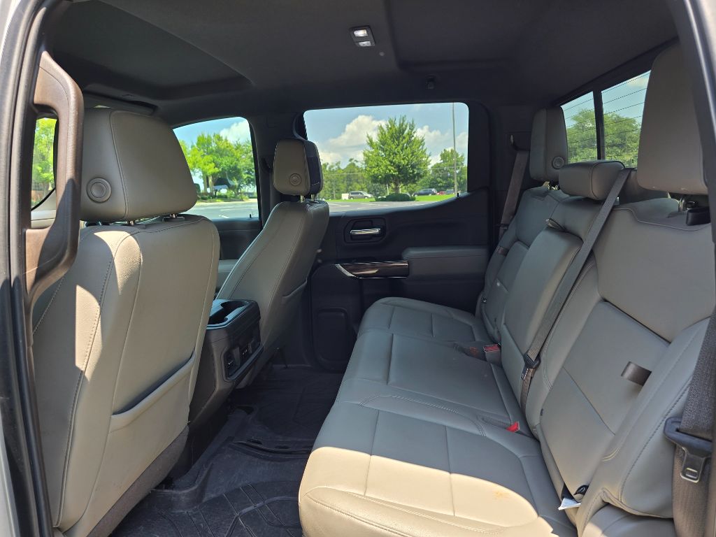 2019 Chevrolet Silverado - $25,900