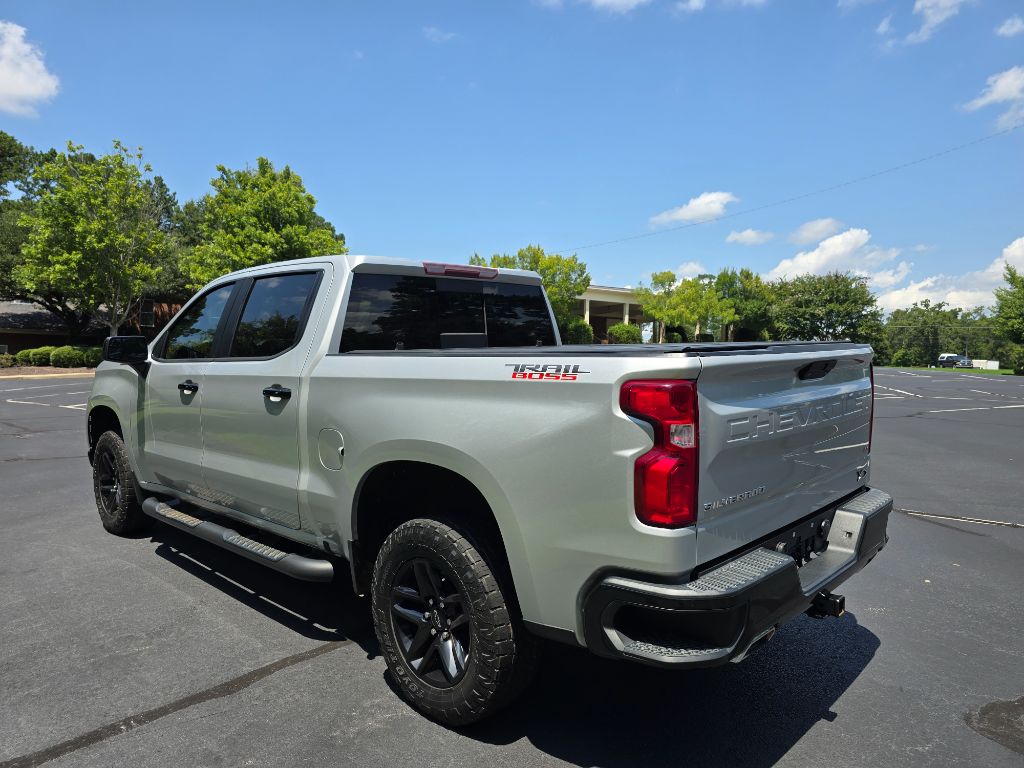 2019 Chevrolet Silverado - $25,900