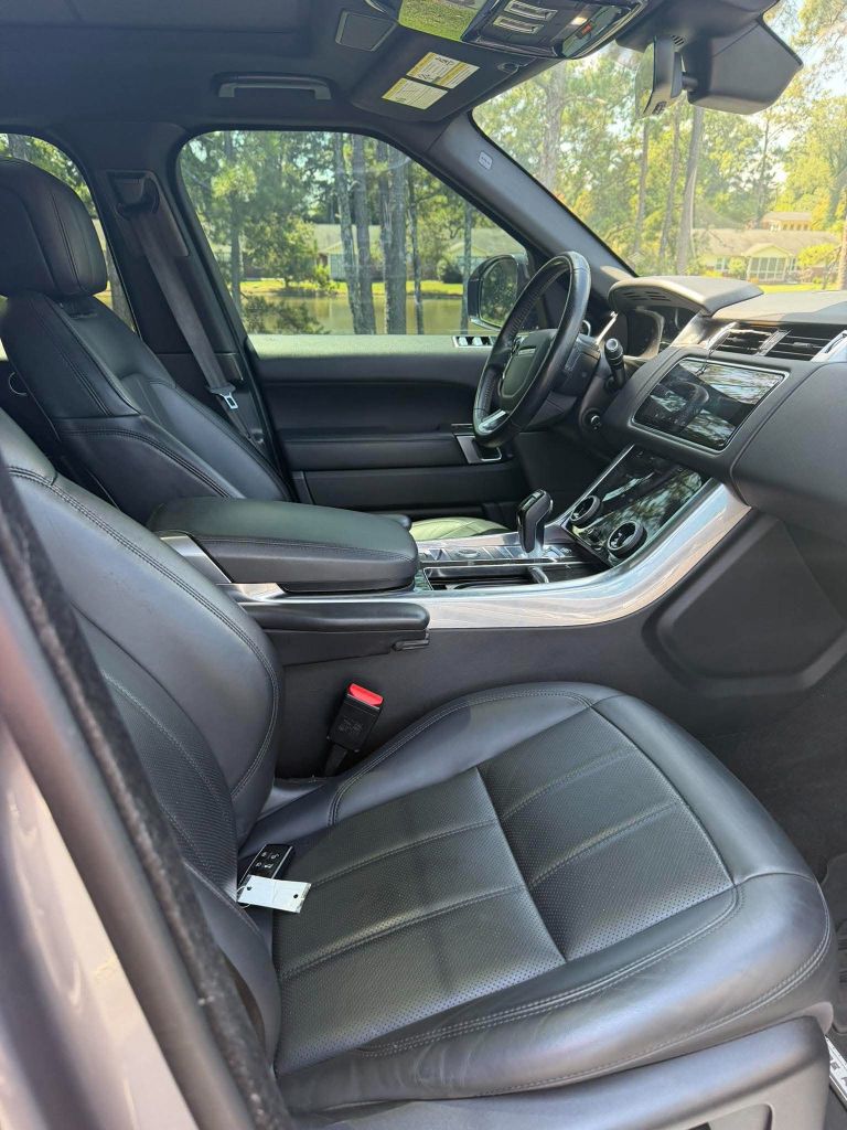2020 Land Rover Range Rover Sport - $20,500