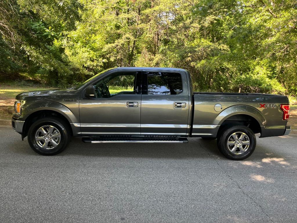 2020 Ford F150 - $18,450