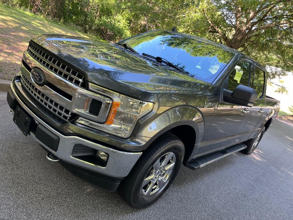 2020 Ford F150 - $18,450