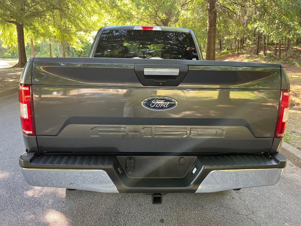 2020 Ford F150 - $18,450