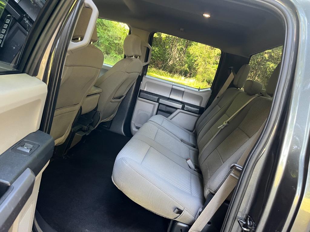 2020 Ford F150 - $18,450