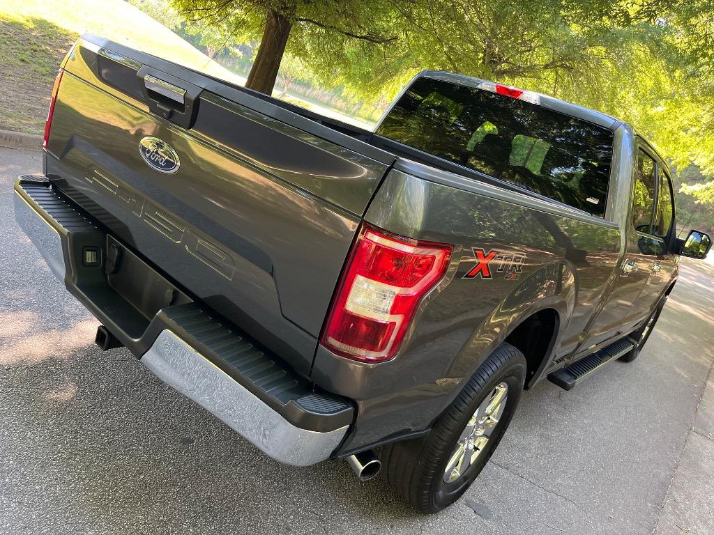 2020 Ford F150 - $18,450
