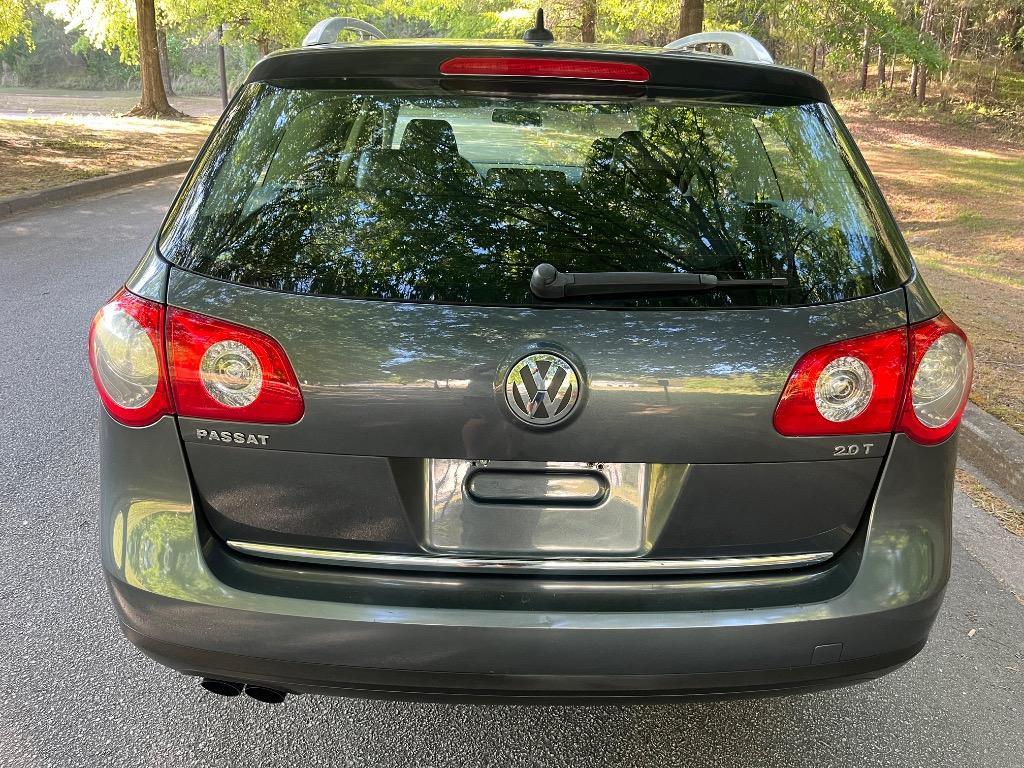 2010 Volkswagen Passat - $6,950