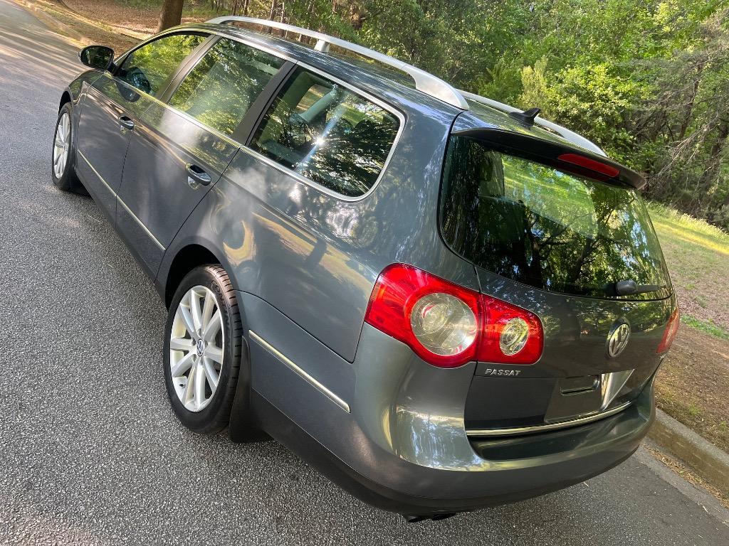 2010 Volkswagen Passat - $6,950