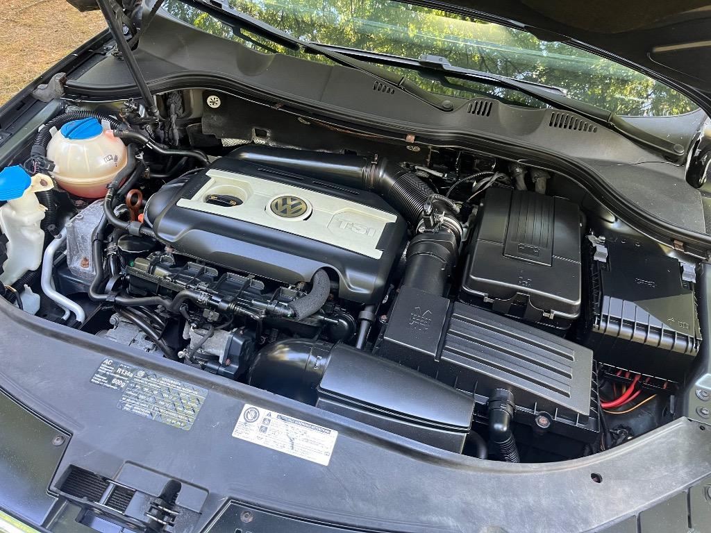 2010 Volkswagen Passat - $6,950