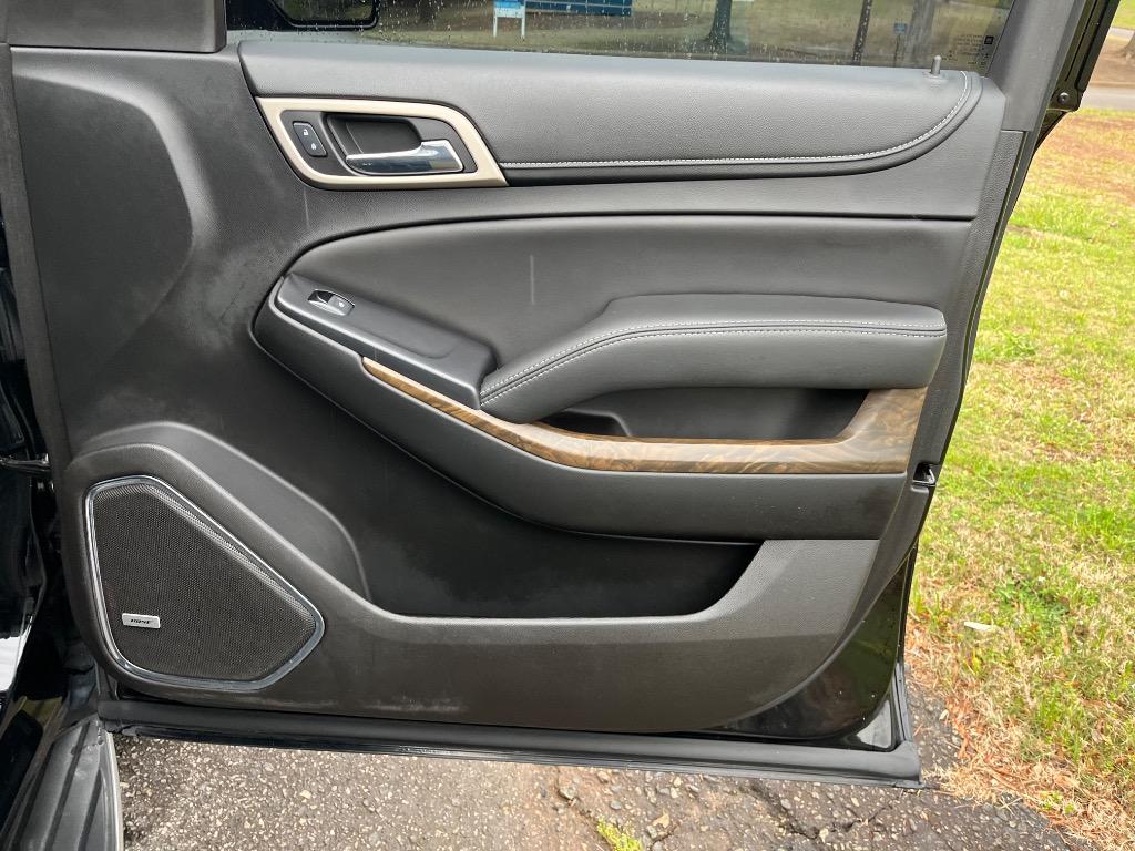 2018 GMC Yukon Denali photo