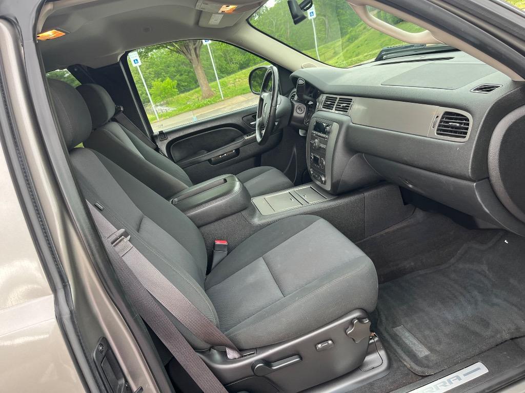 2013 GMC Sierra 1500 SLE photo