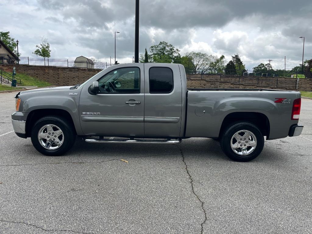 2013 GMC Sierra 1500 SLE photo