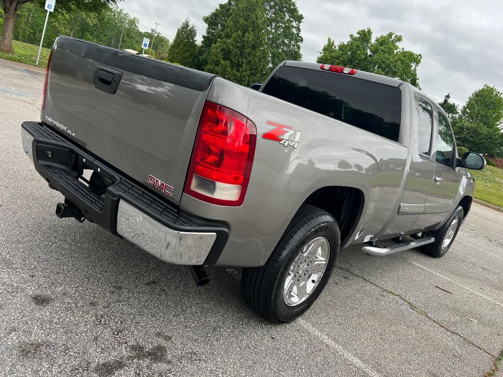 2013 GMC Sierra 1500 SLE photo